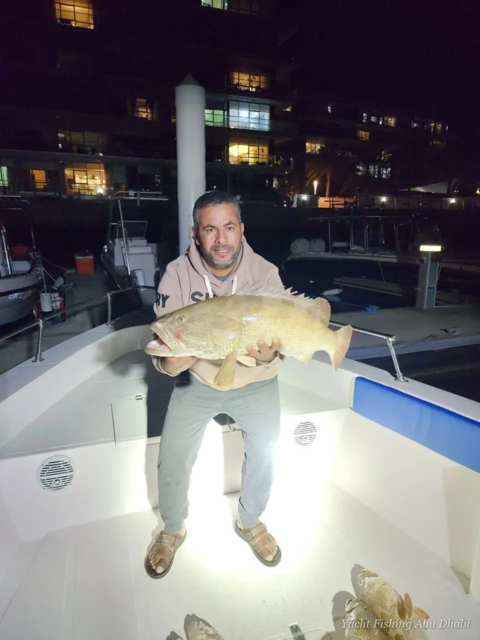 Panda 1 Luxury Fishing Yacht – fishing boat in Abu Dhabi (11)