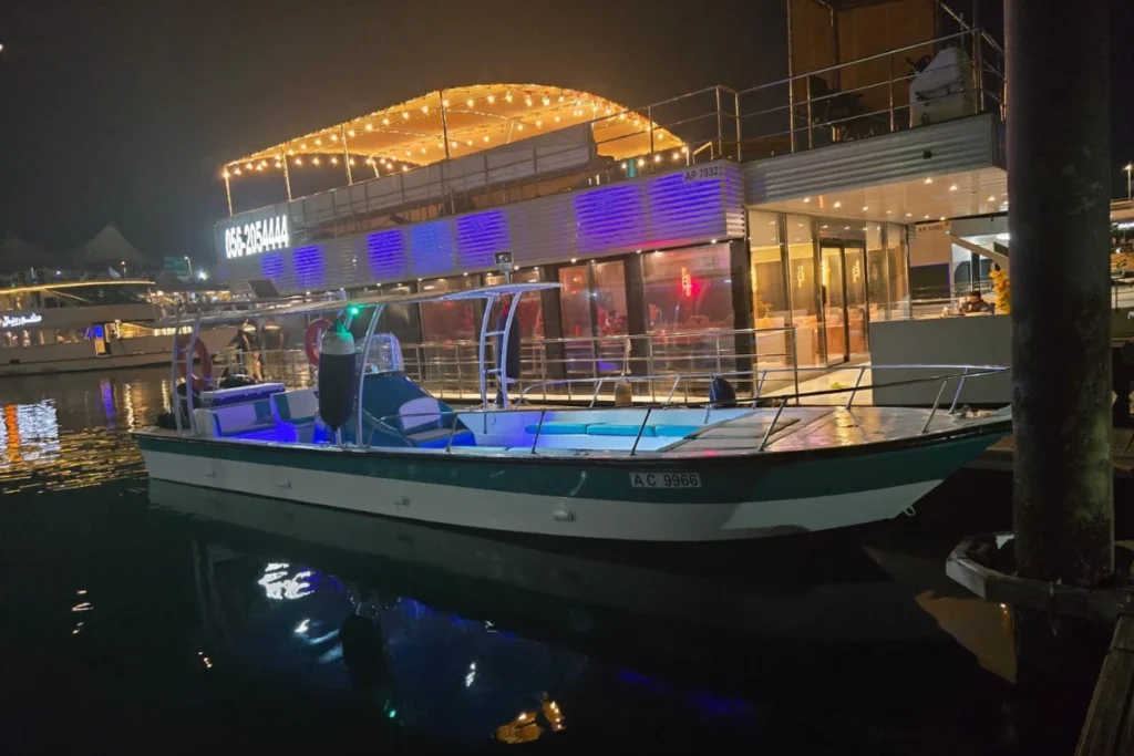 Speed Boat Ocean – fishing boat in Abu Dhabi (2)