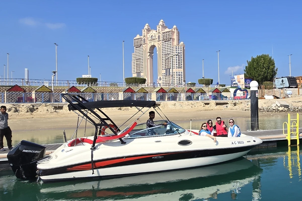 Speed Boat Open Sea – fishing boat in Abu Dhabi