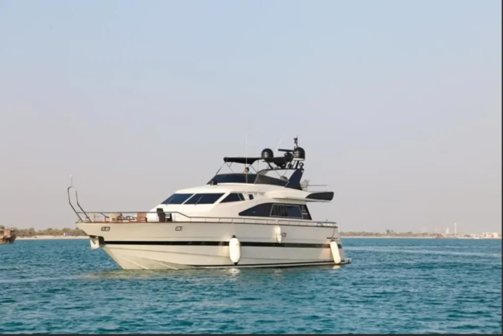 Tecno Fishing Yacht – fishing boat in Abu Dhabi (2)
